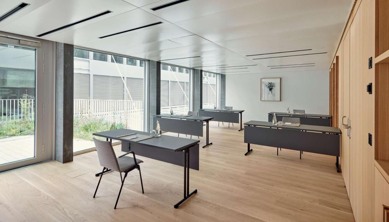 Hyatt Regency Zurich Airport Circle 4* Kloten